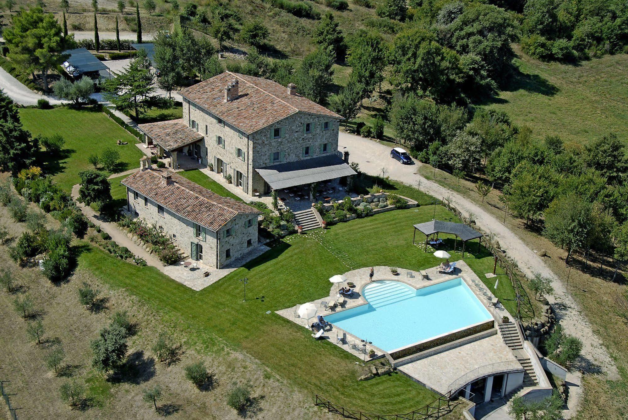 La Palazzetta Del Vescovo Guest House Fratta Todina Exterior photo