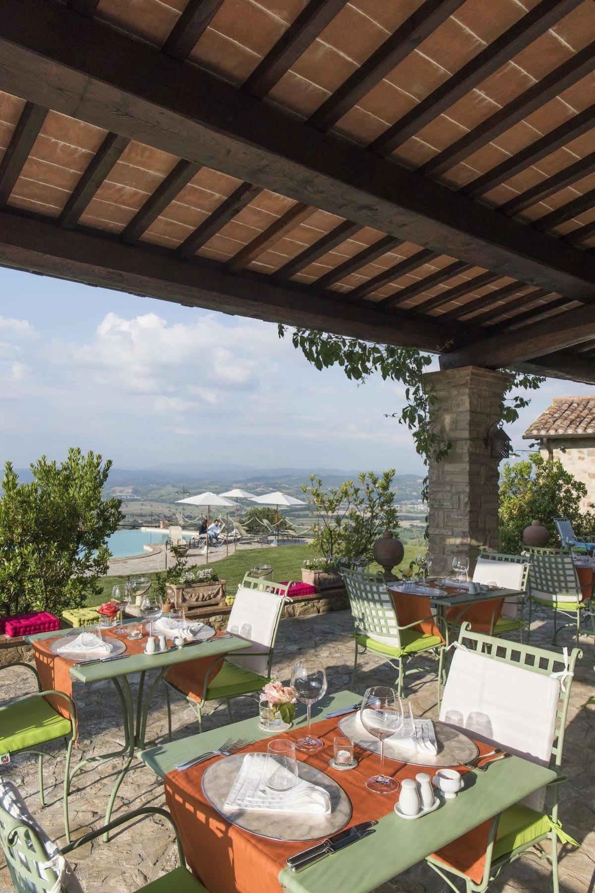 La Palazzetta Del Vescovo Guest House Fratta Todina Exterior photo